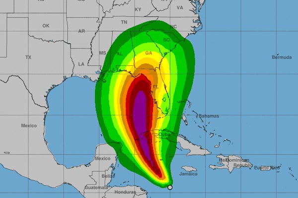 Hurricane Ian: Floridians brace for strengthening storm 