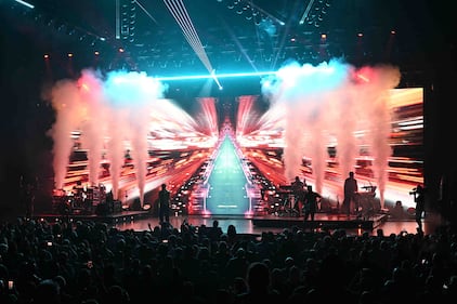 Lionel Richie; Earth Wind & Fire; Seminole Hard Rock Hotel & Casino Hollywood, FL; Sing a Song All Night Long tour