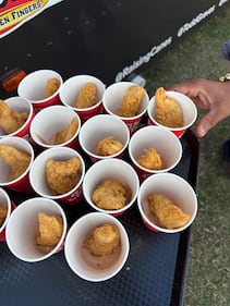 WFEZ 93.1, WHQT 105.1, WFLC 97.3, WEDR 99Jamz Miami beach block party 11.16