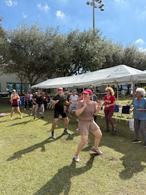 WFEZ 93.1, WHQT 105.1, WFLC 97.3, WEDR 99Jamz Miami beach block party 11.16