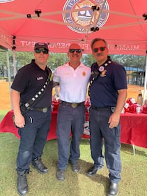 WFEZ 93.1, WHQT 105.1, WFLC 97.3, WEDR 99Jamz Miami beach block party 11.16