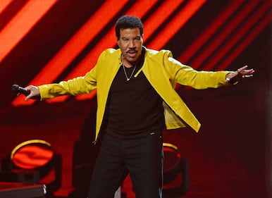 Lionel Richie; Earth Wind & Fire; Seminole Hard Rock Hotel & Casino Hollywood, FL; Sing a Song All Night Long tour