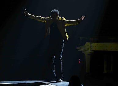 Lionel Richie; Earth Wind & Fire; Seminole Hard Rock Hotel & Casino Hollywood, FL; Sing a Song All Night Long tour