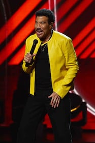 Lionel Richie; Earth Wind & Fire; Seminole Hard Rock Hotel & Casino Hollywood, FL; Sing a Song All Night Long tour