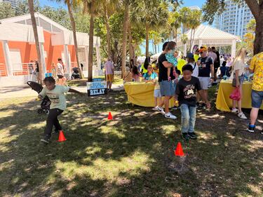 WFEZ WFLC Easy 93.1 Hits 97.3 Duck Derby Fest